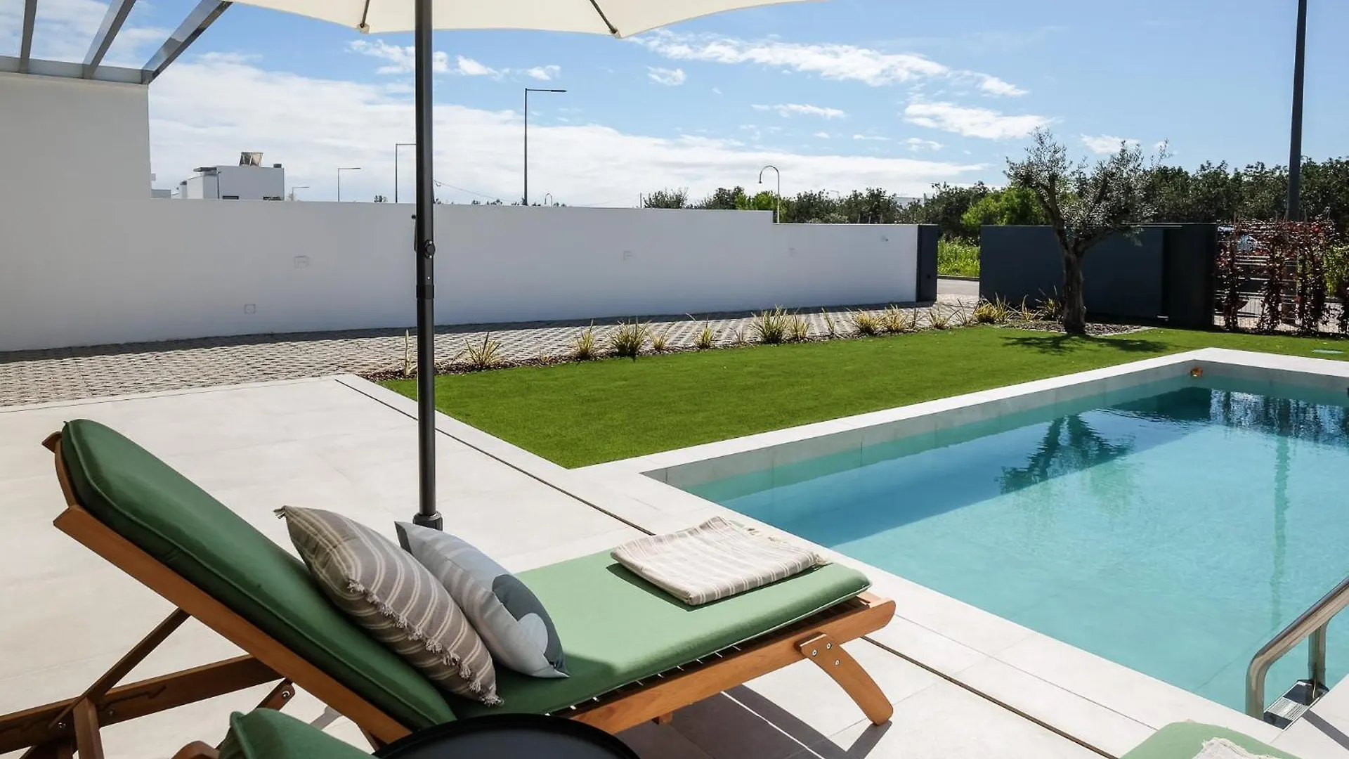 Casa Do Colhereiro With Private Pool In Luz De Tavira Holiday home